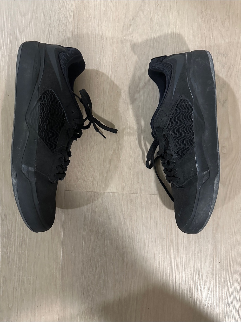 Men's Casual Black Sneakers - Nike Skate Board